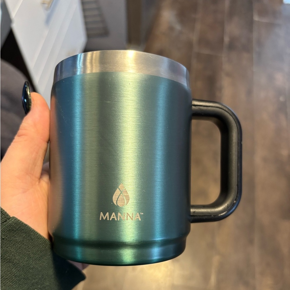 Manna duo mugs with Lids